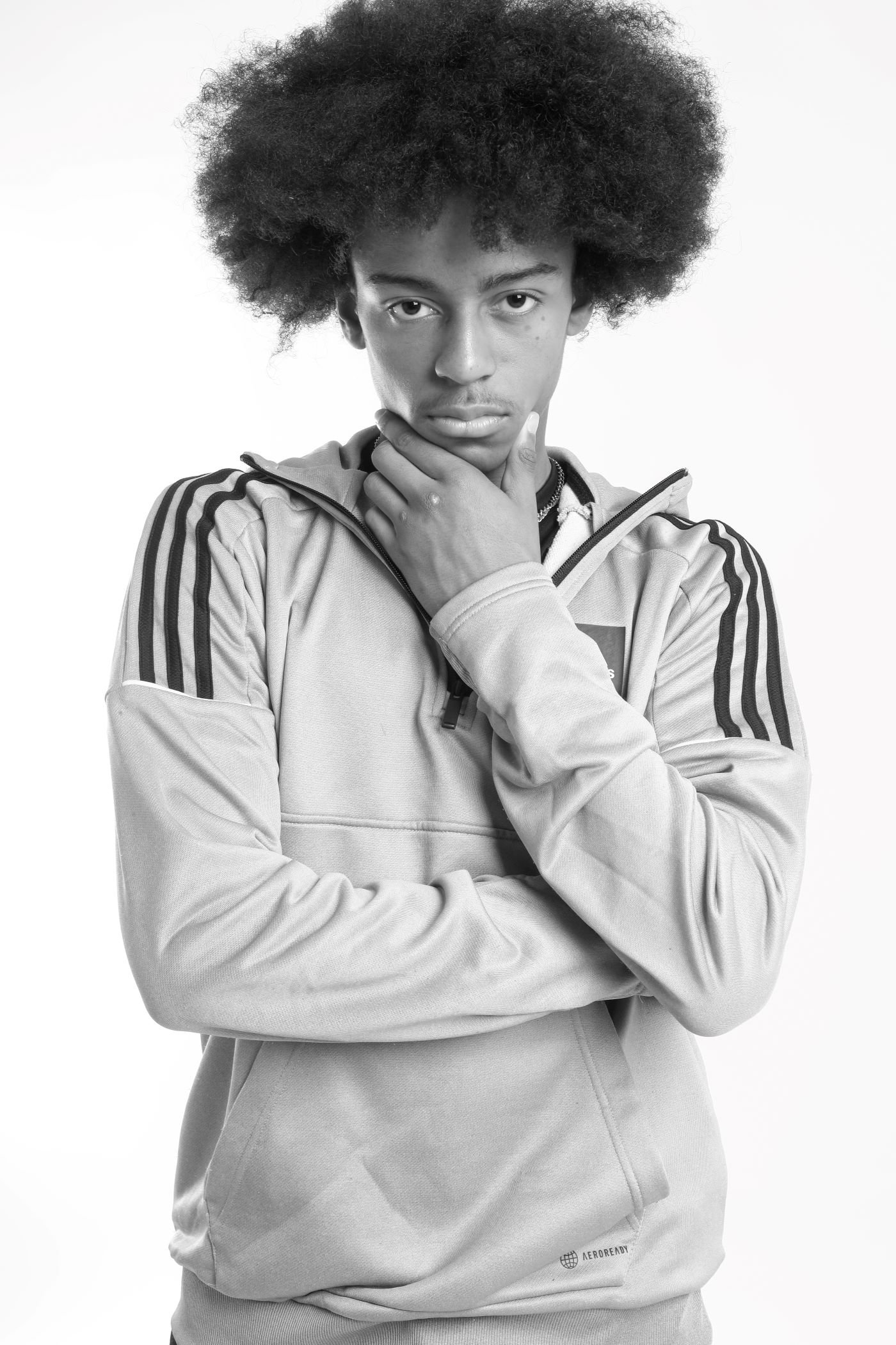 joshua thomas black white menswear 06.jpg
