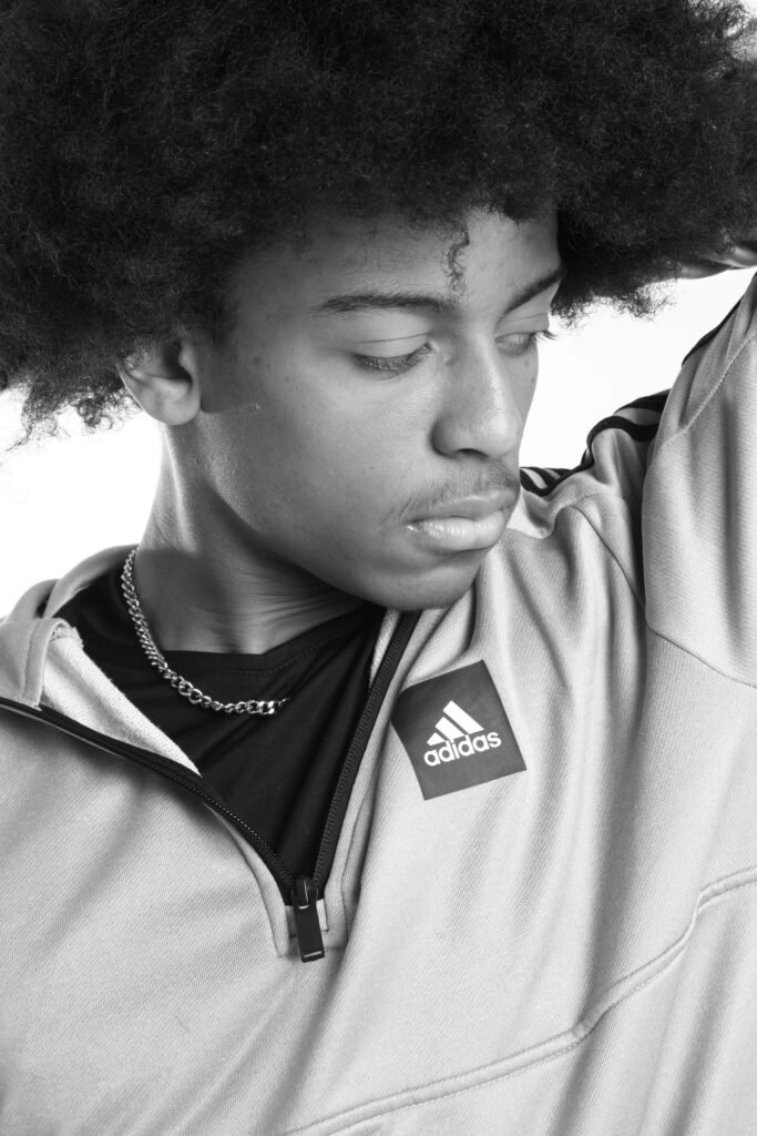 joshua thomas bw portrait 07.jpg