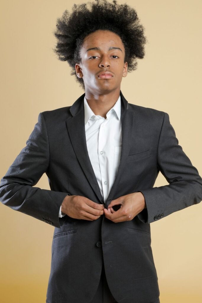 joshua thomas suit modelling 06.jpg