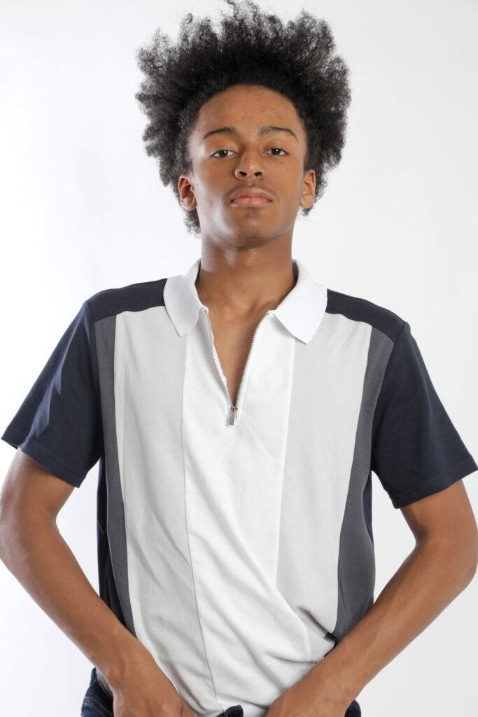 uk male model joshua thomas casual 03.jpg